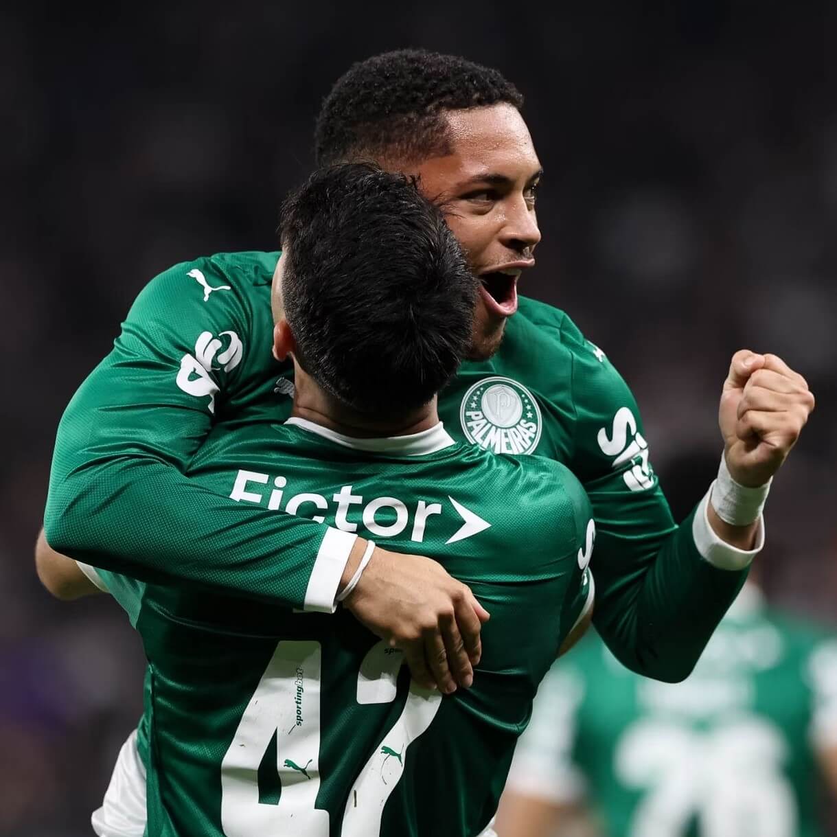 Fictor retarda pagamento a investidores enquanto mantém repasses ao Palmeiras em dia