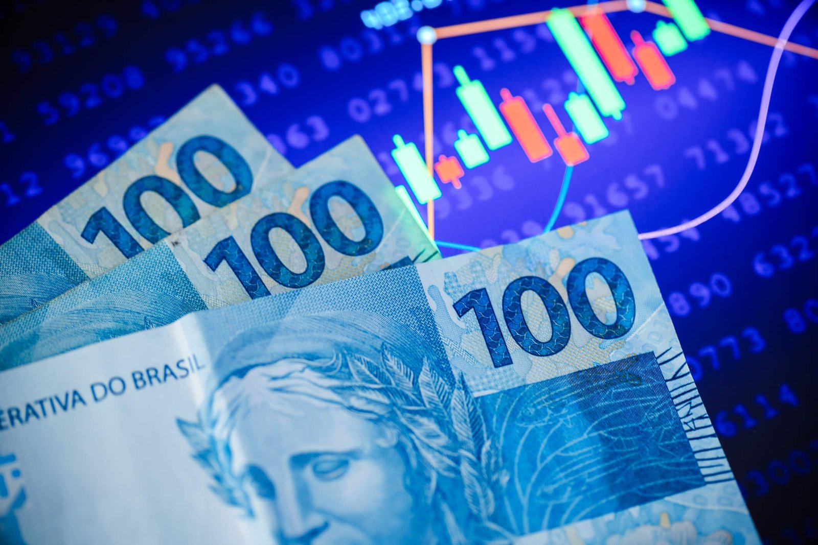 ChatGPT e Gemini comendo poeira? Especialista em IA revela por que Claude nada de braçada quando o assunto é investir com auxílio da tecnologia 