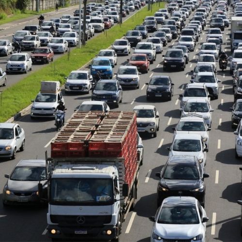 Prova prática com carro automático e fim da baliza: veja quais estados já adotaram as alterações para tirar CNH