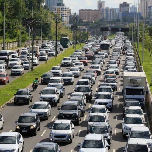 IPVA 2026 em Minas Gerais: veja quando pagar, quais são as alíquotas e como garantir desconto