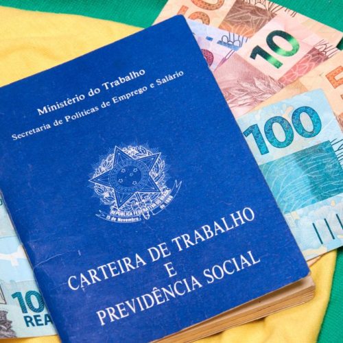 Já conhece o Crédito do Trabalhador CLT? Veja como funciona e 4 vantagens frente a outros modelos de empréstimo consignado