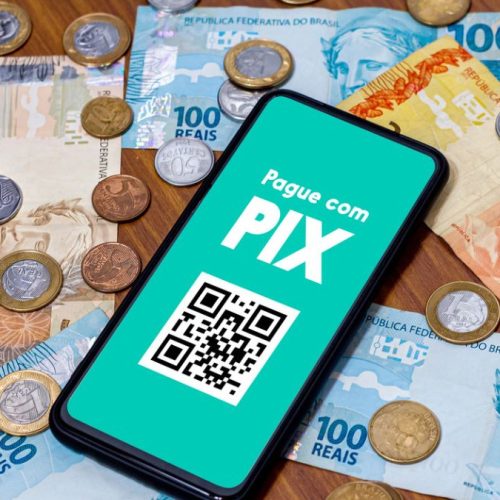 Atualização do Pix auxilia autoridades a rastrear golpistas e é obrigatória a partir de hoje