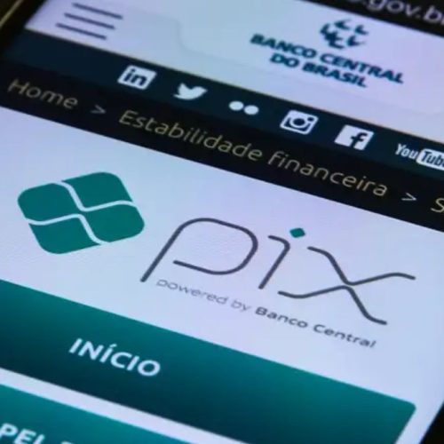 Pix fora do ar: clientes de 8 bancos relatam instabilidade