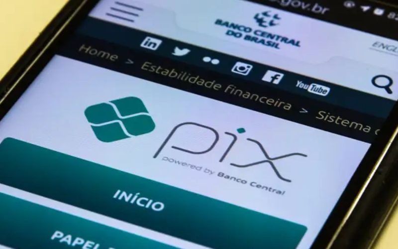 Pix fora do ar: clientes de 8 bancos relatam instabilidade