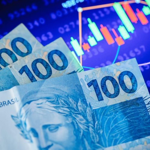ChatGPT e Gemini comendo poeira? Especialista em IA revela por que Claude nada de braçada quando o assunto é investir com auxílio da tecnologia 