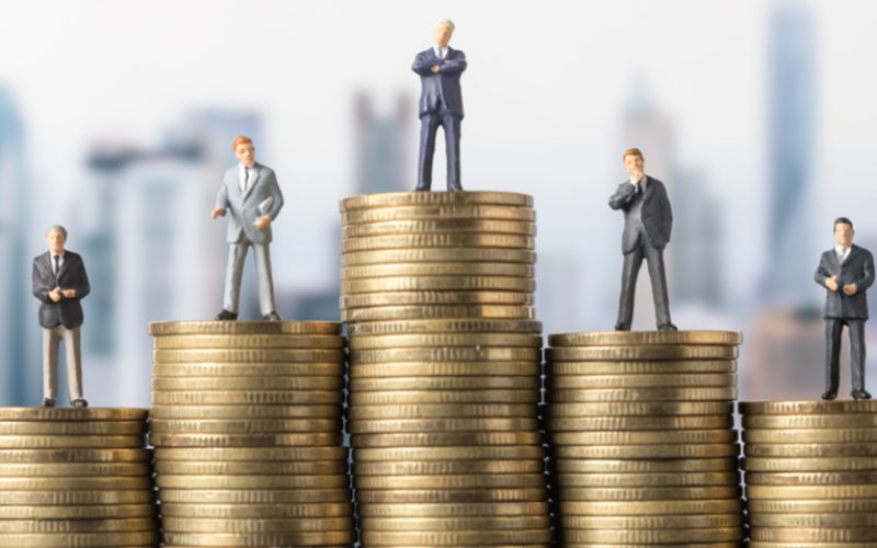 Você é rico de fato ou apenas tem dinheiro? Esses sinais indicam em qual das categorias você se encaixa.